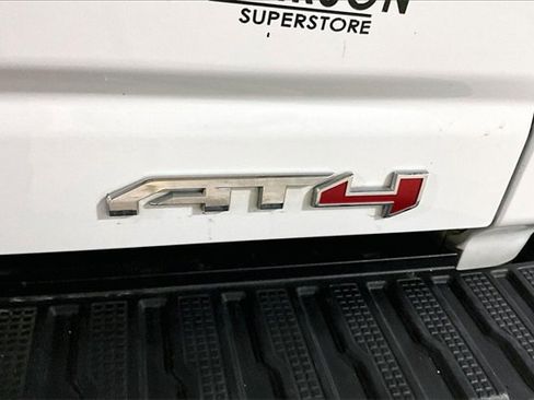 Used 2023 GMC Sierra 2500 AT4 w/ AT4 Preferred Package image 27