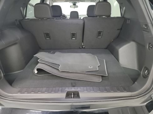 Used 2024 Chevrolet Equinox LS FWD image 25