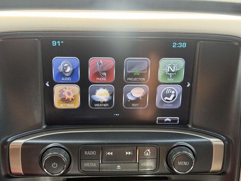 Used 2018 GMC Sierra 2500 Denali w/ Duramax Plus Package AWD/4WD image 21