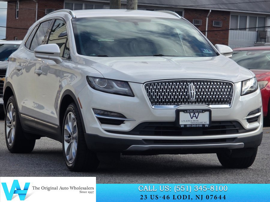 Used 2019 Lincoln MKC Select w/ Select Plus Package AWD/4WD image 1