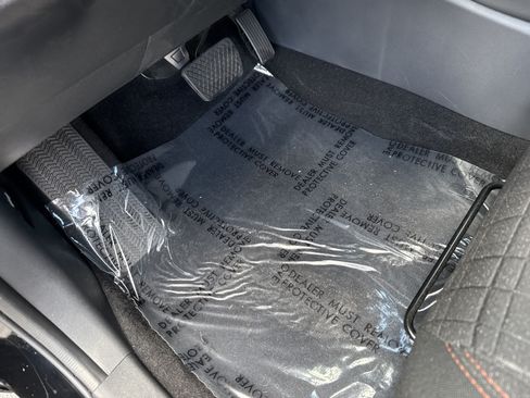 Certified 2026 Honda HR-V Sport image 17