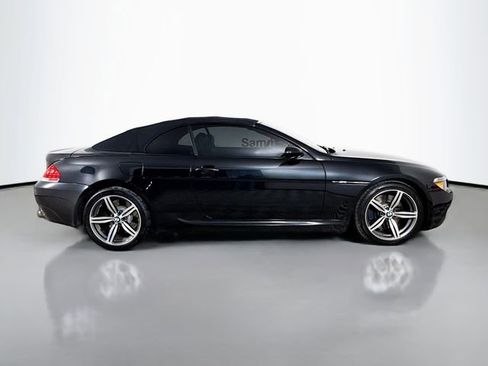 Used 2007 BMW M6 Convertible RWD image 8