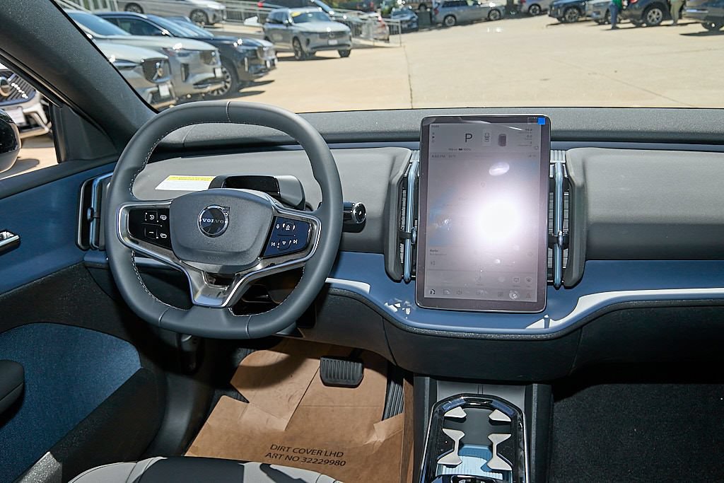 New 2026 Volvo EX30 Plus w/ Protection Package AWD/4WD image 23