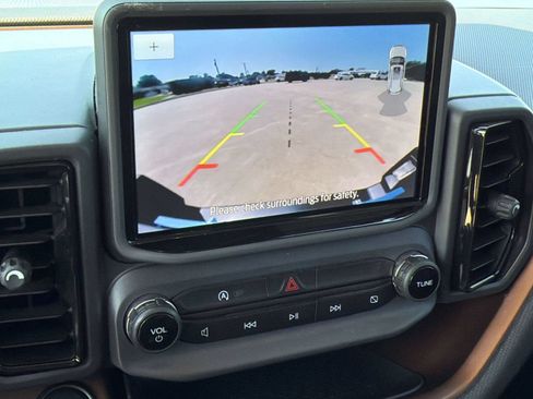 Used 2022 Ford Bronco Sport Outer Banks w/ Tech Package AWD/4WD image 21