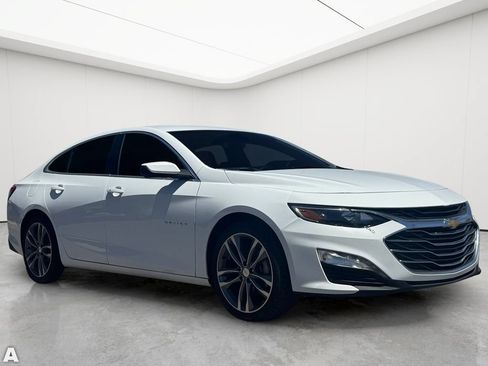Used 2022 Chevrolet Malibu LT FWD image 8