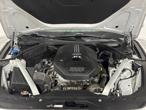 Used 2019 Genesis G70 2.0T Advanced RWD image 38