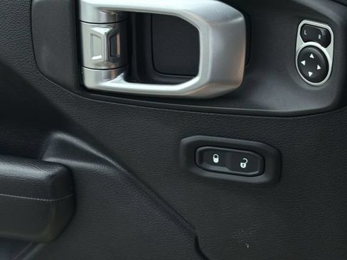 Used 2020 Jeep Wrangler Unlimited Sport AWD/4WD image 15