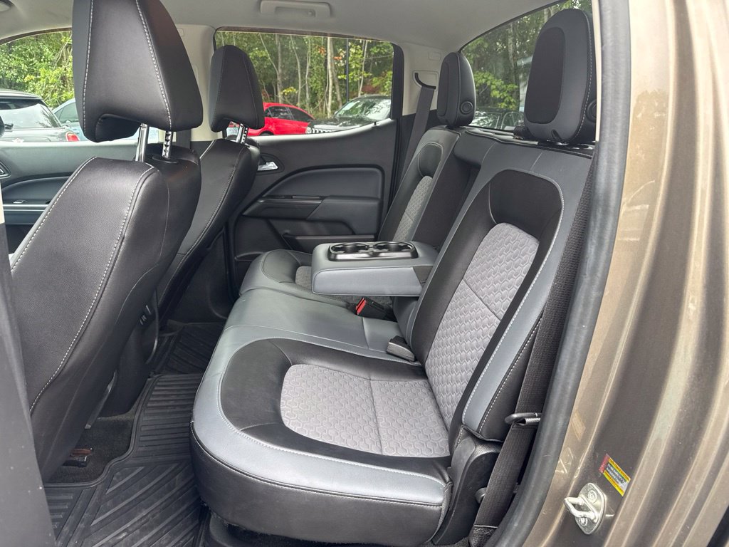 Used 2015 Chevrolet Colorado Z71 AWD/4WD image 28