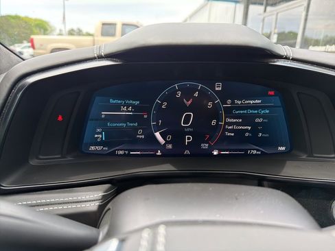 Used 2021 Chevrolet Corvette Stingray Premium Conv w/ Z51 Performance Package image 5