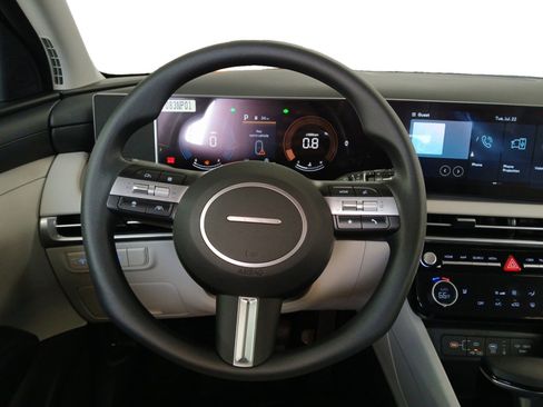 New 2025 Hyundai Tucson SEL image 12