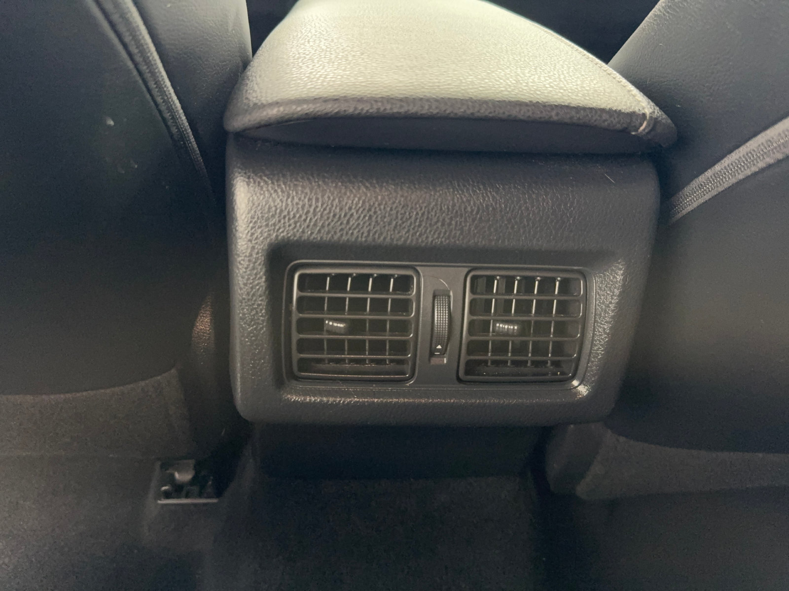 Used 2021 Toyota Camry XSE FWD image 44