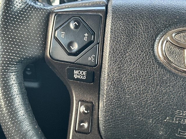 Used 2023 Toyota 4Runner TRD Off-Road Premium w/ Moonroof Package AWD/4WD image 24