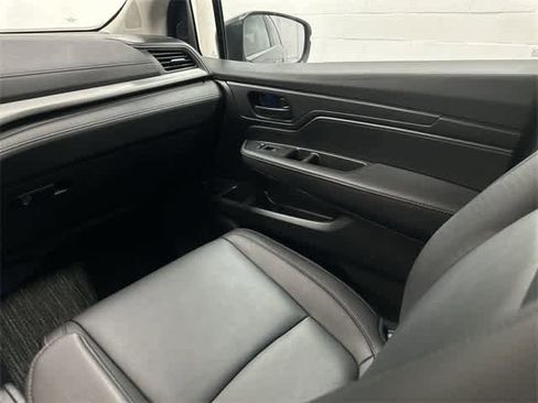 Certified 2025 Honda Odyssey EX-L image 13