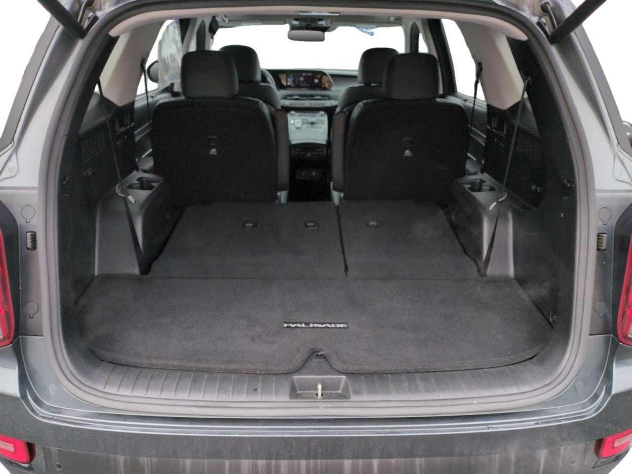 Used 2022 Hyundai Palisade SEL w/ Premium Package FWD image 26