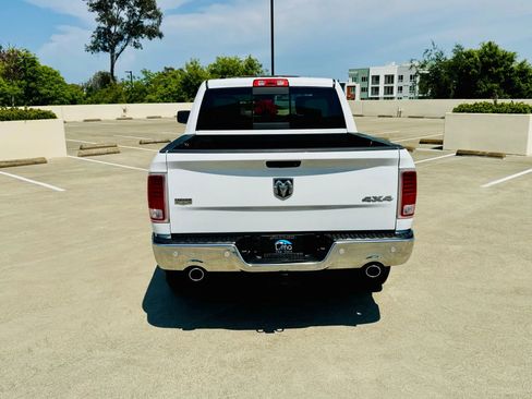 Used 2017 RAM 1500 Laramie w/ Convenience Group image 11