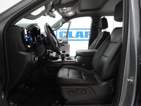 Used 2023 Chevrolet Silverado 1500 LT Trail Boss w/ LT Trail Boss Premium Package image 13