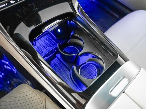 Certified 2025 Mercedes-Benz GLC 350e GLC 350e 4MATIC image 19