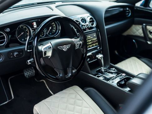 Used 2017 Bentley Flying Spur S V8 AWD/4WD image 27