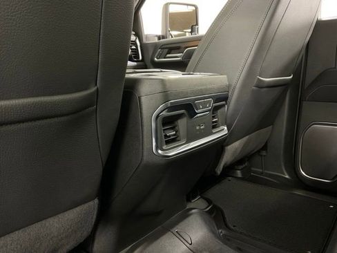 Used 2024 GMC Sierra 1500 Denali w/ Denali Reserve Package image 18