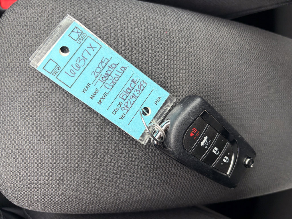 Used 2025 Toyota Corolla LE FWD image 26