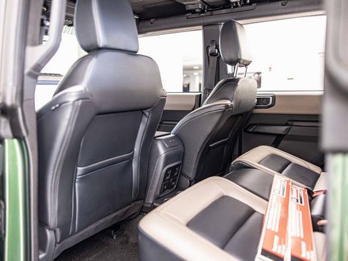 Used 2024 Ford Bronco Wildtrak image 34