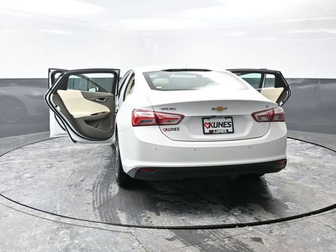 Used 2024 Chevrolet Malibu LT image 50