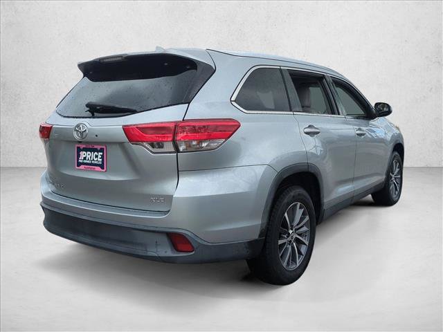 Certified 2019 Toyota Highlander XLE FWD image 5