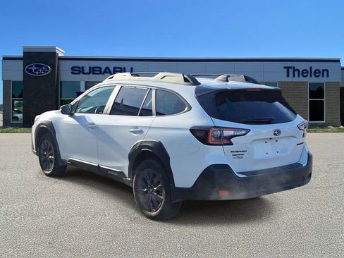 Used 2025 Subaru Outback Onyx Edition w/ Popular Package #2 image 3