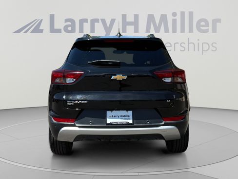 Certified 2023 Chevrolet TrailBlazer LT AWD/4WD image 4