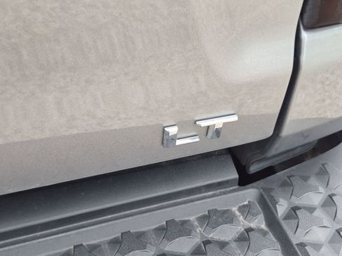 Used 2024 Chevrolet Colorado LT w/ LT Convenience Package RWD image 30