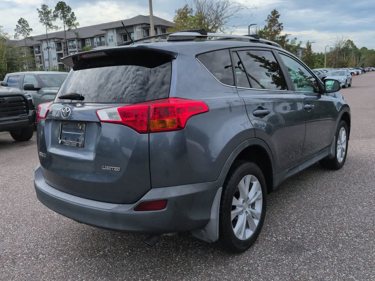 Used 2014 Toyota RAV4 Limited w/ Technology Package FWD image 6