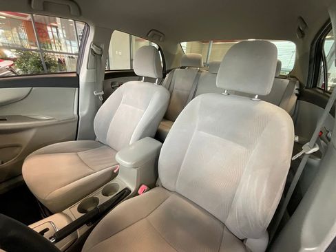 Used 2011 Toyota Corolla LE image 10