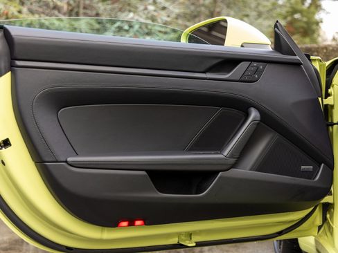 Certified 2025 Porsche 911 Carrera 4 GTS image 21