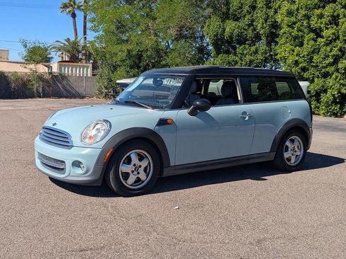 Used 2011 MINI Cooper Clubman w/ Premium Pkg image 7