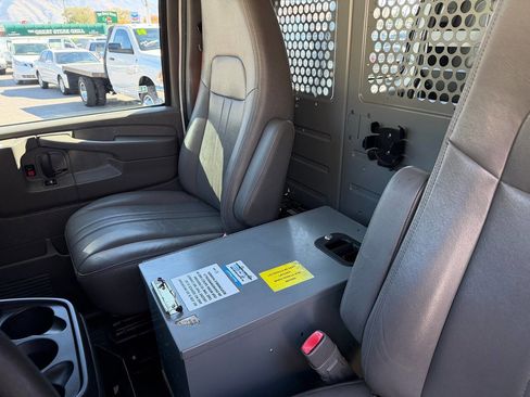 Used 2014 Chevrolet Express 2500 2500 3dr Cargo Van w/1WT image 8