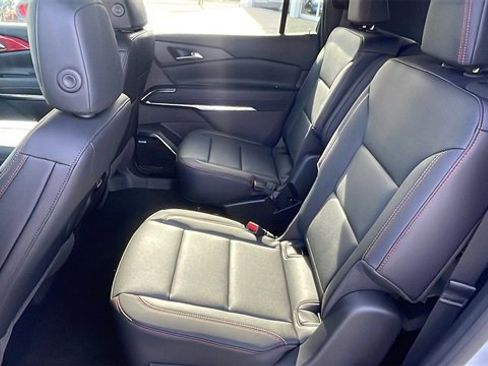New 2026 Chevrolet Traverse Z71 w/ Enhanced Driving Package image 12