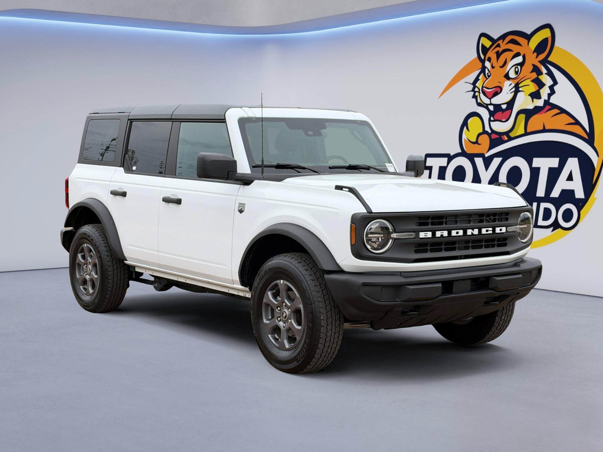 Used 2026 Ford Bronco Big Bend AWD/4WD image 3