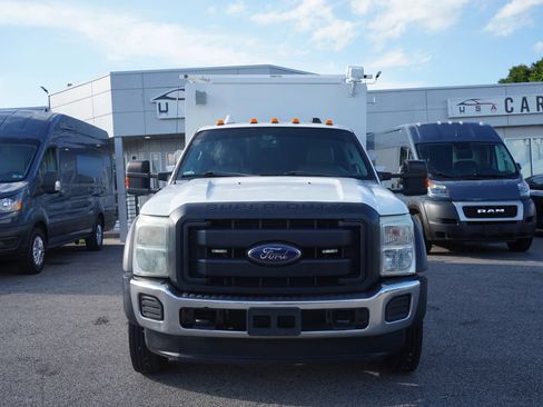Used 2016 Ford F550 4x4 Regular Cab Super Duty image 4