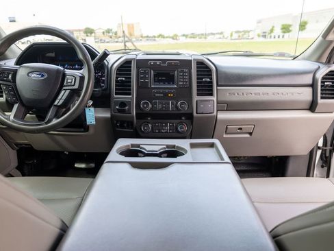 Used 2019 Ford F350 XL w/ Power Equipment Group RWD image 15