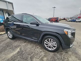 Used 2024 GMC Terrain SLT video 1