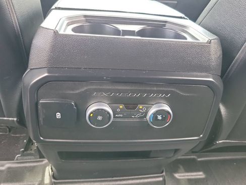 Used 2021 Ford Expedition XLT RWD image 20