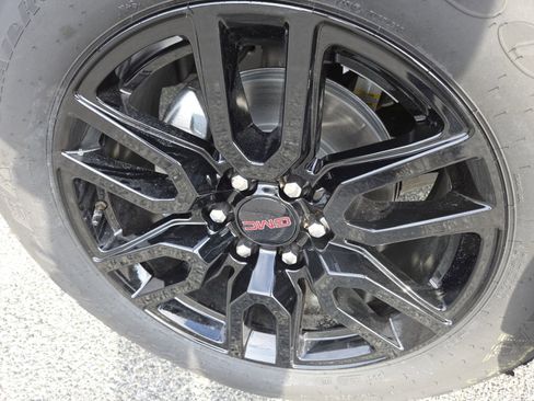 New 2026 GMC Sierra 1500 Elevation w/ Elevation Premium Package image 13