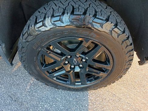 Used 2021 Chevrolet Silverado 1500 LT Trail Boss w/ LT Trail Boss Premium Package AWD/4WD image 25