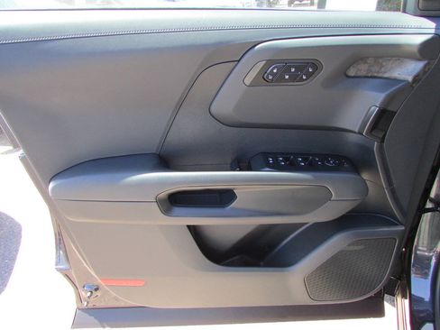 Used 2027 Kia Telluride SX Prestige X-Pro AWD/4WD image 16