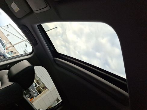 Used 2020 Honda CR-V Touring image 14