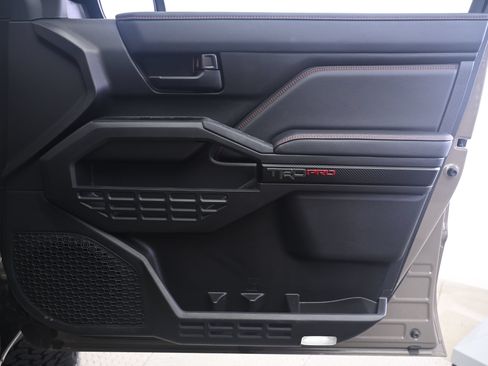 Used 2025 Toyota Tacoma TRD Pro AWD/4WD image 20