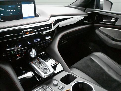 Certified 2023 Acura MDX A-Spec image 4