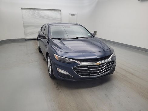 Used 2020 Chevrolet Malibu LT FWD image 14