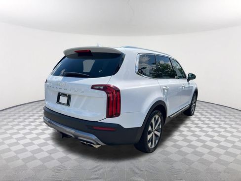 Used 2022 Kia Telluride EX w/ EX Premium Package FWD image 5