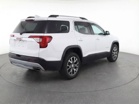 Used 2023 GMC Acadia SLT image 9